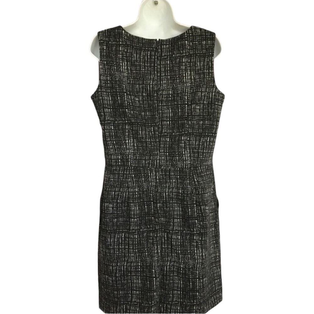 Calvin Klein Women’s Black & White Geometric Sleeveless Dress - Picture 2 of 14